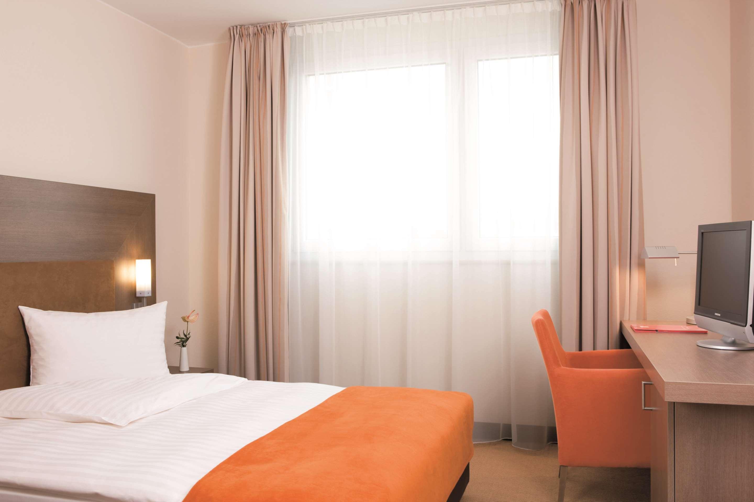 Hotel Intercityhotel 4*