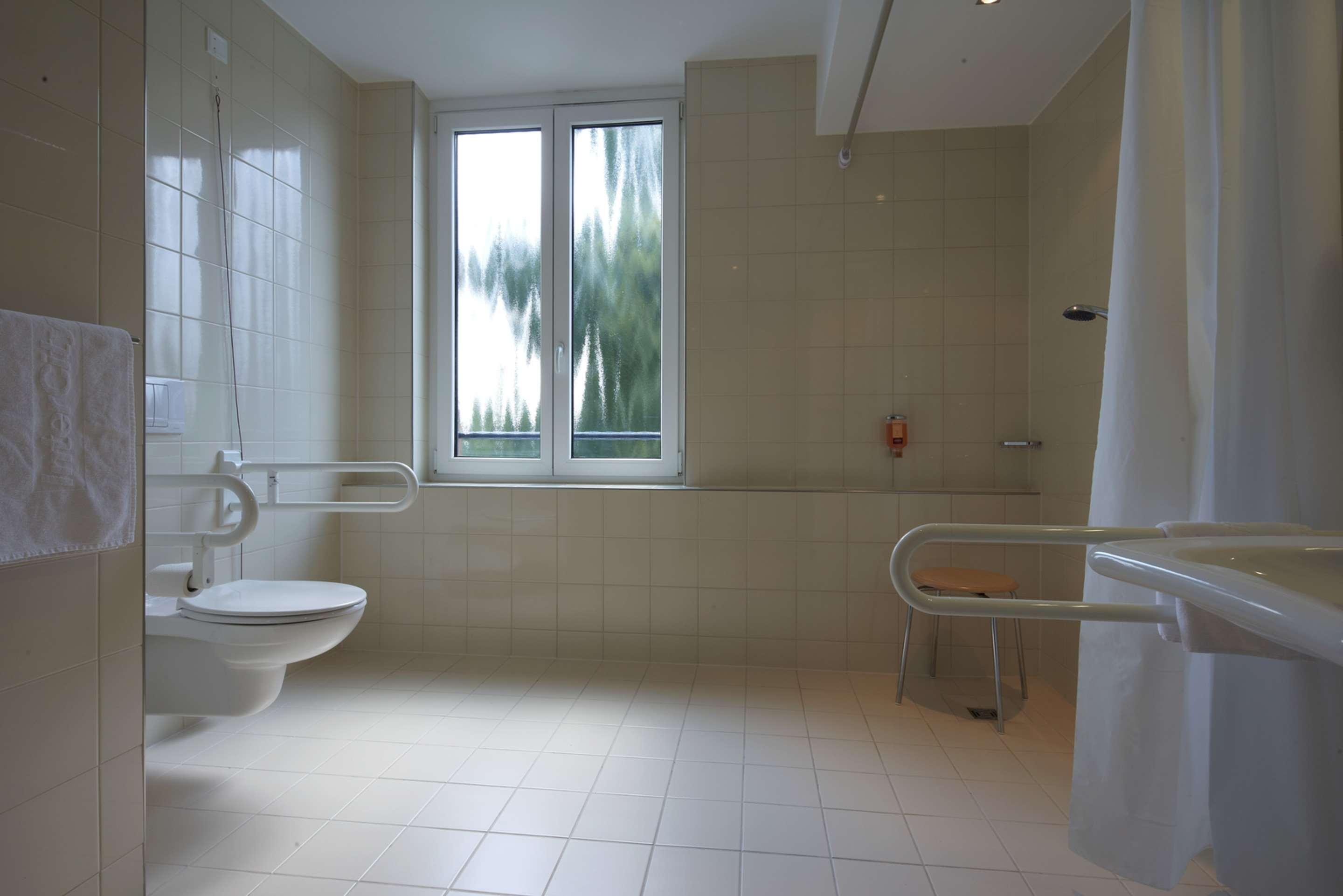 Hotel Intercityhotel 4*