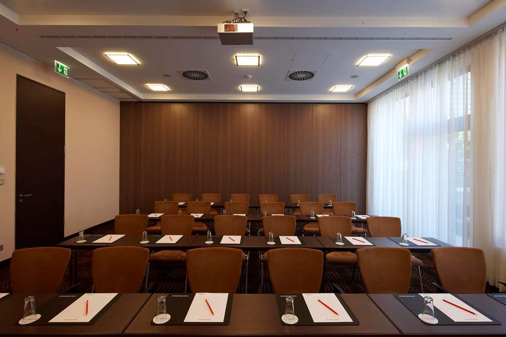 Intercityhotel Hotel