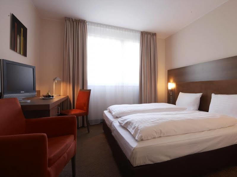 Intercityhotel 4*